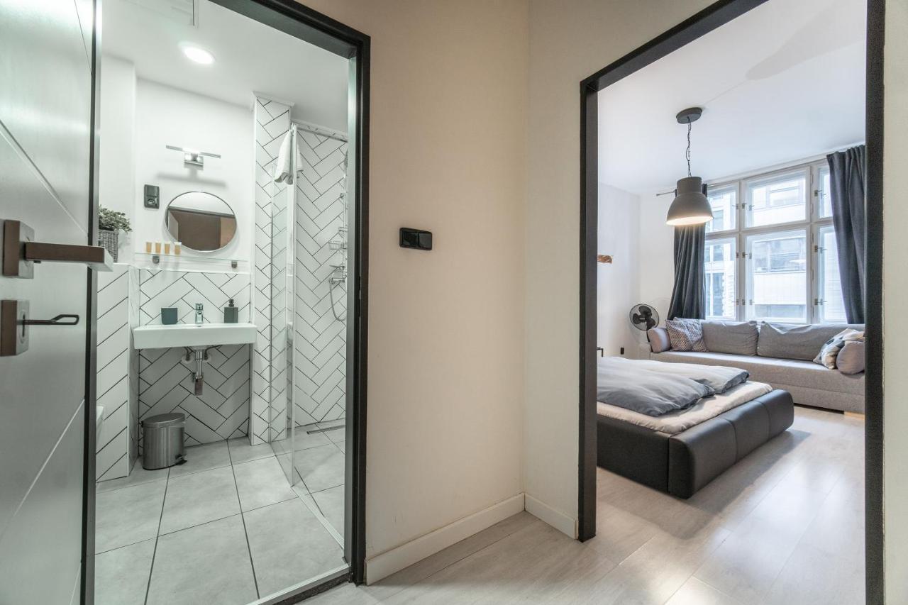 Sunny Central Apartment On Wenceslas Square By Easybnb Praag Buitenkant foto