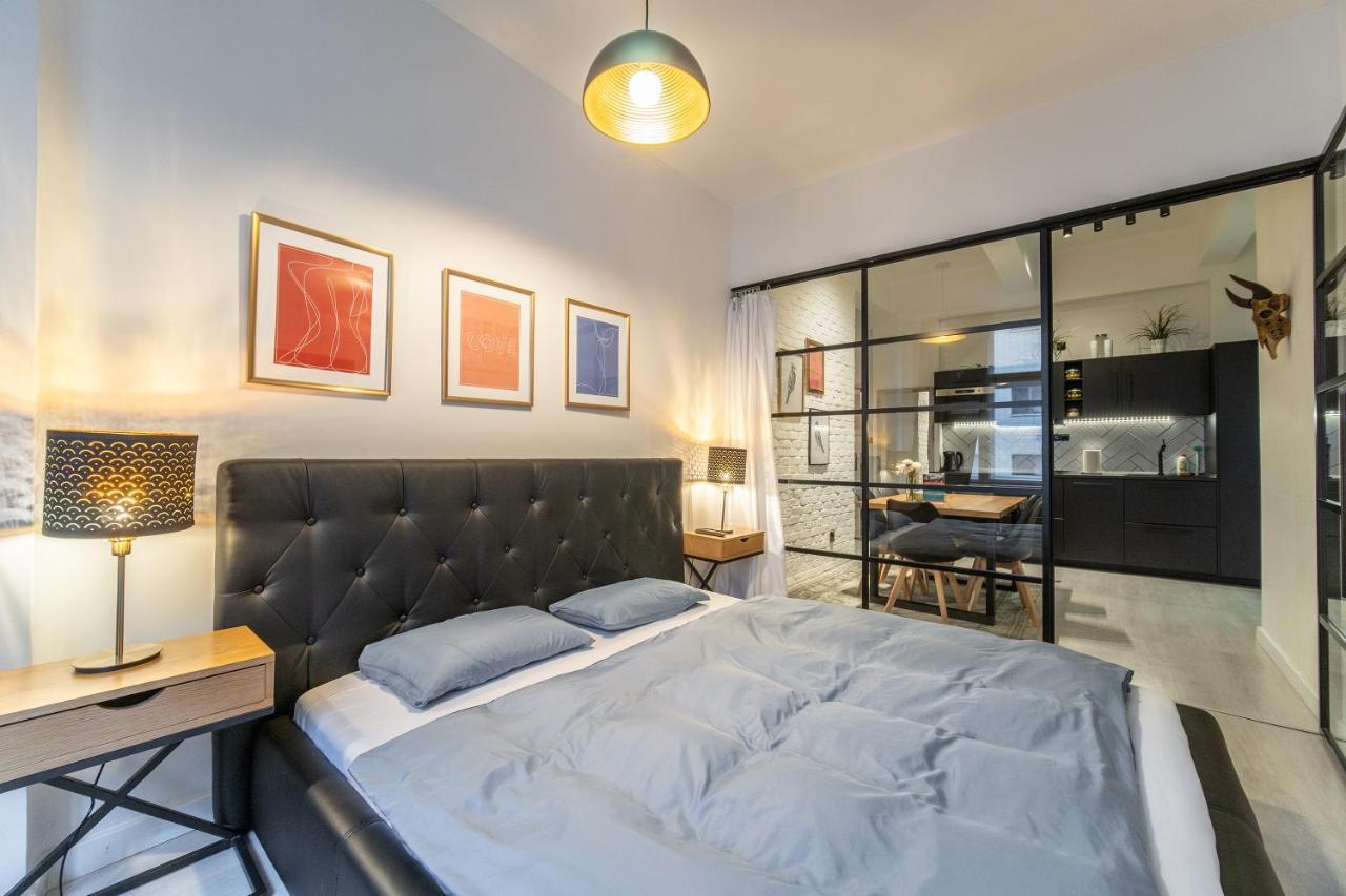 Sunny Central Apartment On Wenceslas Square By Easybnb Praag Buitenkant foto