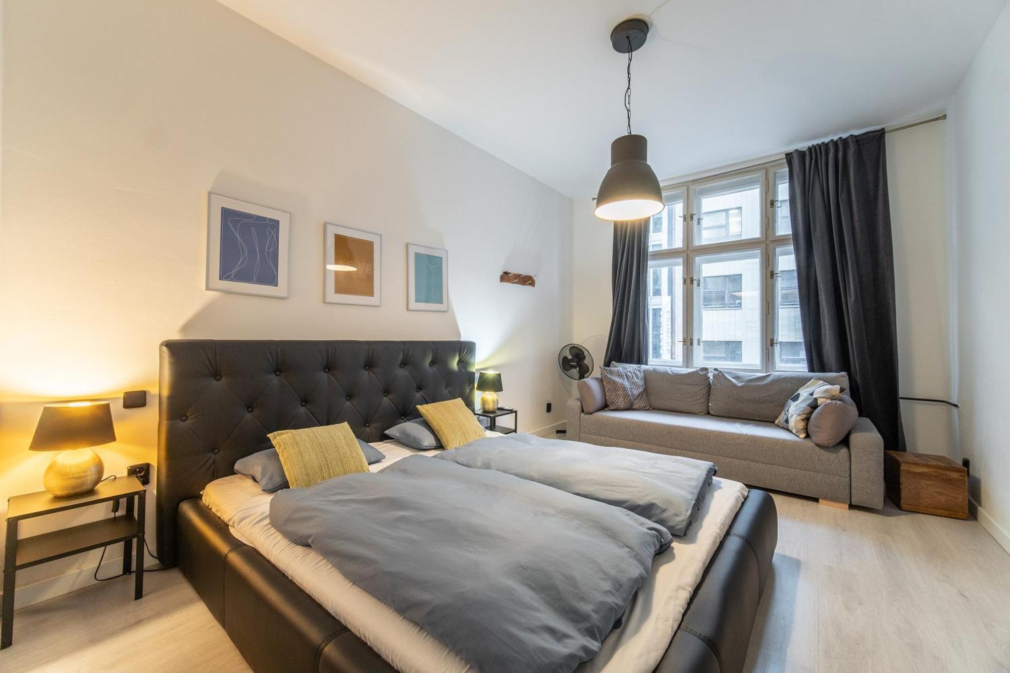 Sunny Central Apartment On Wenceslas Square By Easybnb Praag Buitenkant foto