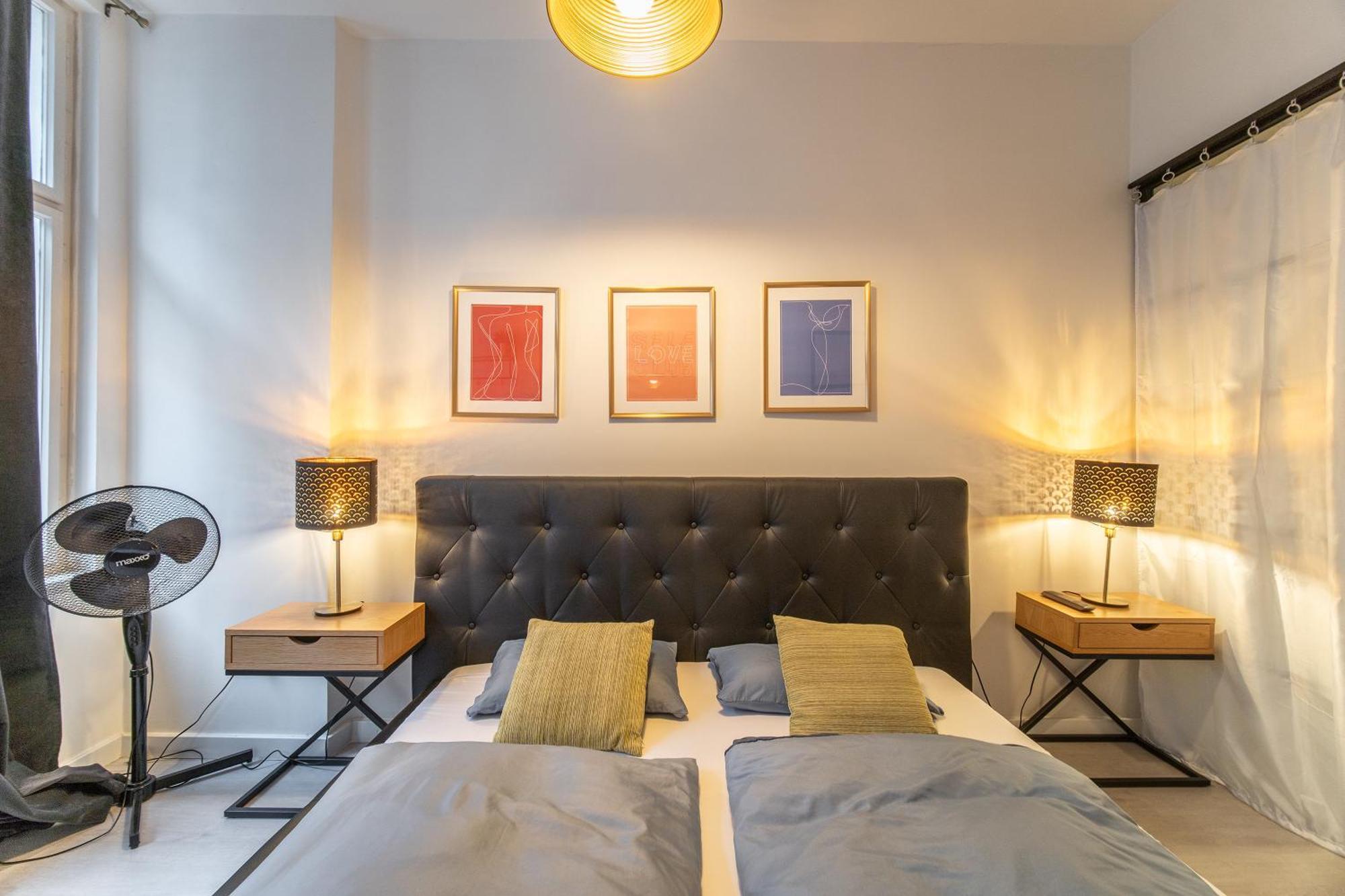 Sunny Central Apartment On Wenceslas Square By Easybnb Praag Buitenkant foto